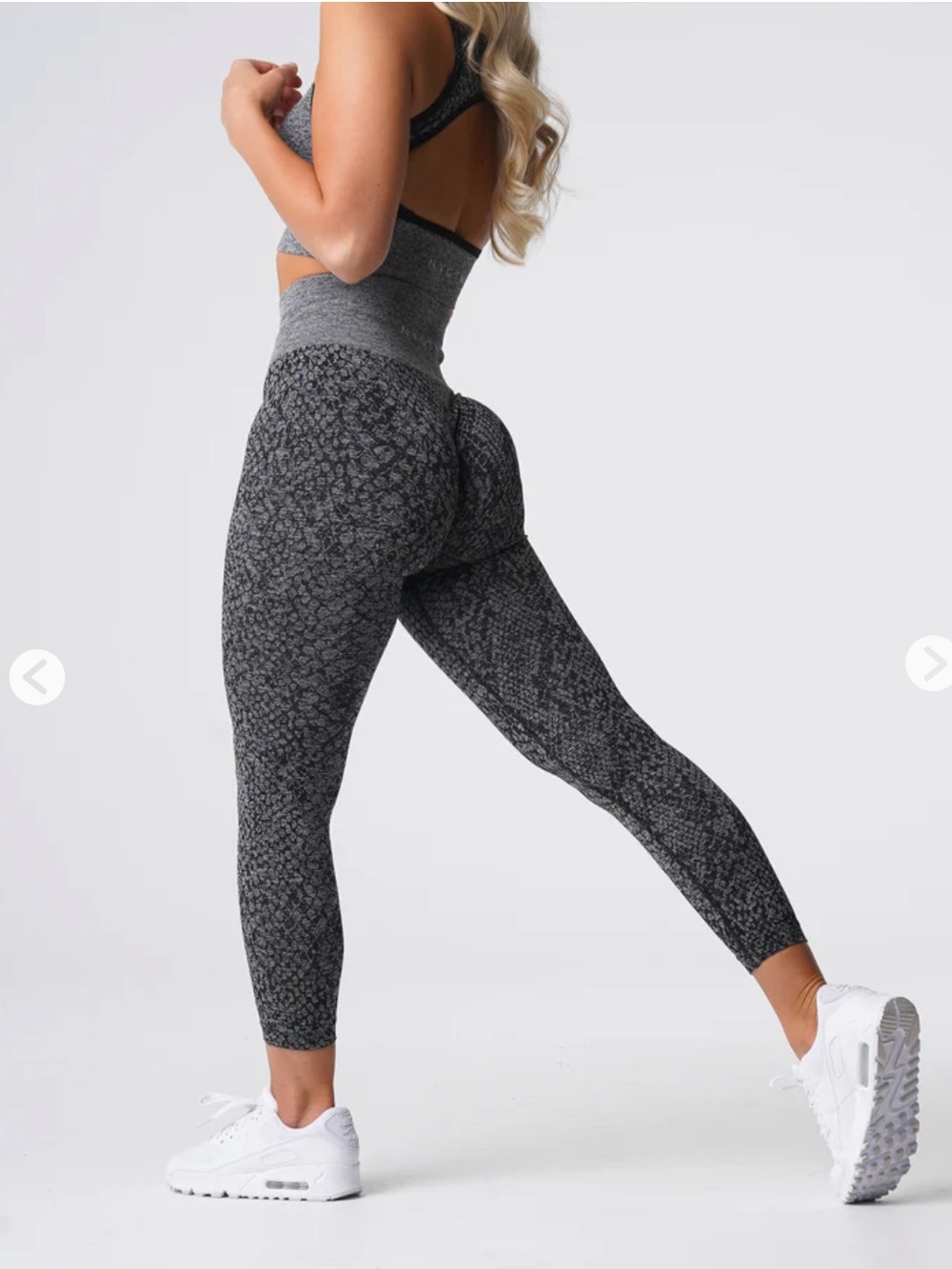 NVGTN Textured High-Waist Workout Leggings in Dark Gray Snakeskin Sz S